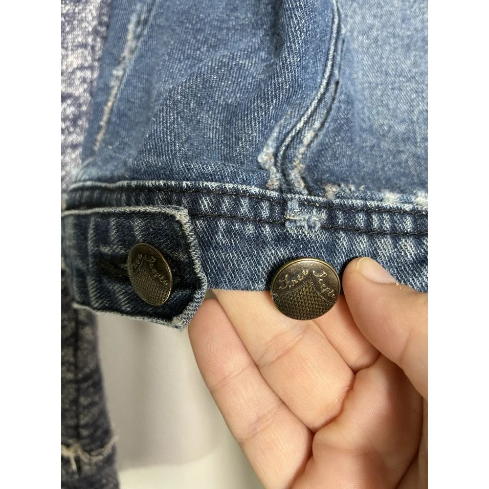 Free People Denim Jacket With Sweater Sleeves Sz Small Mid Wash Preppy Classic - Picture 7 of 9